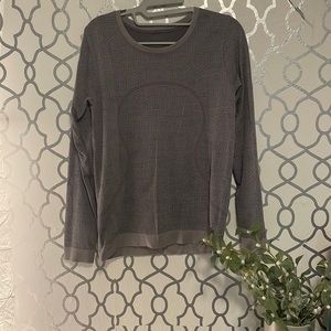 Long sleeve Lululemon Workout Top